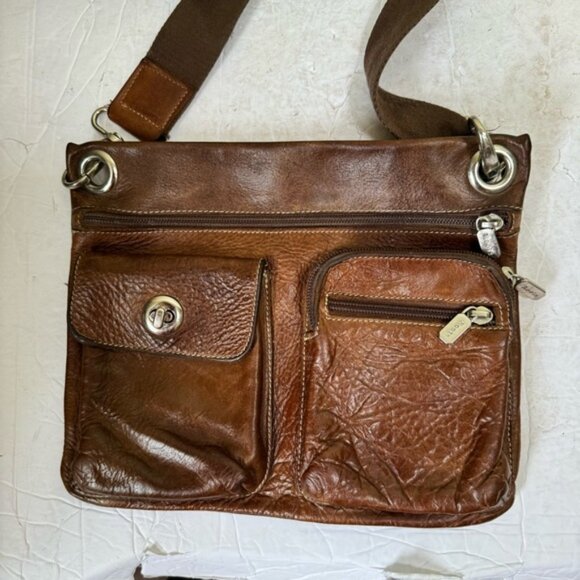 ROOTS Vintage Village Tribe Leather Brown Crossbody Shoulder Bag Pockets Logo - Picture 12 of 16